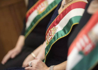 Hárommillió alatt eleve nehéz megúszni egy lakodalmat