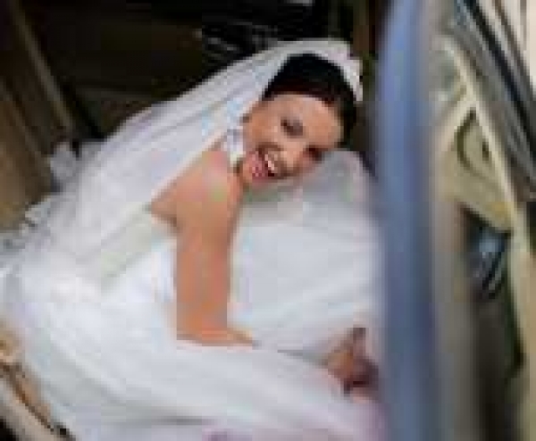 Rúzsa Magdi Daalarna ruhában ment férjhez – Interjú &amp; fotók az esküvőről
